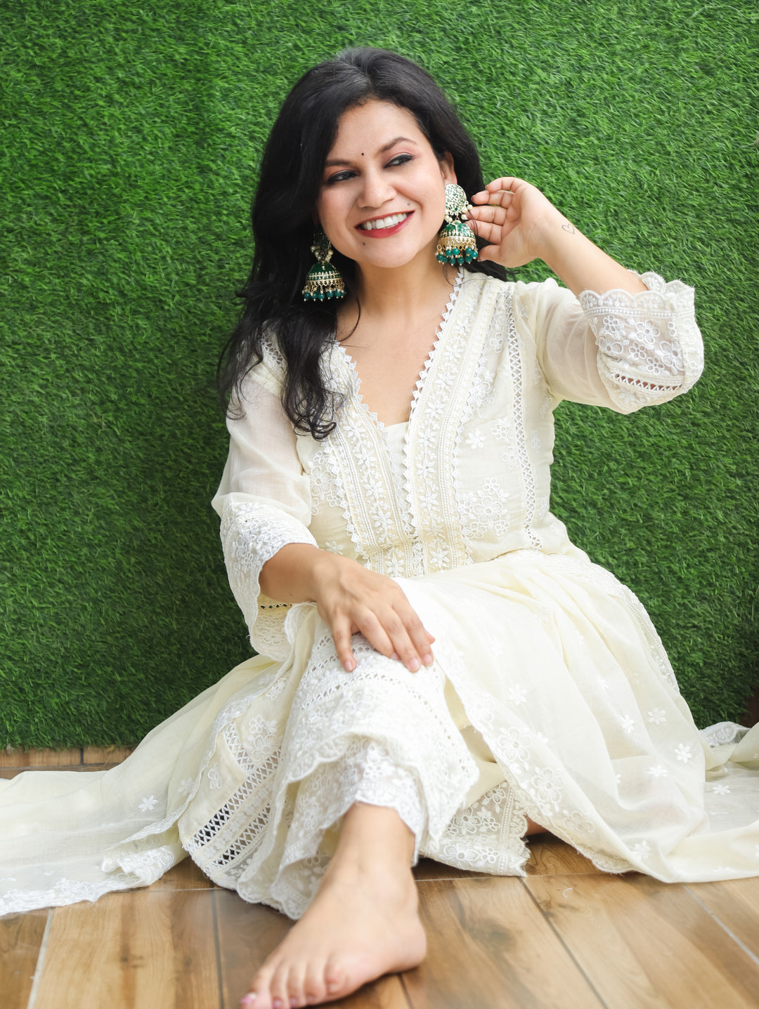 Pastel Safed Embroidered Mul Cotton 3 Piece Set