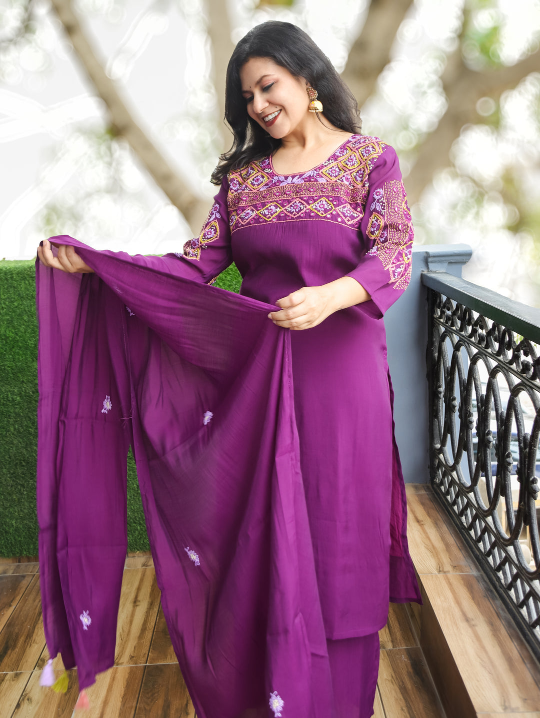 Bhanushi Purple Bengal Hand Embroidery 3 Piece Set