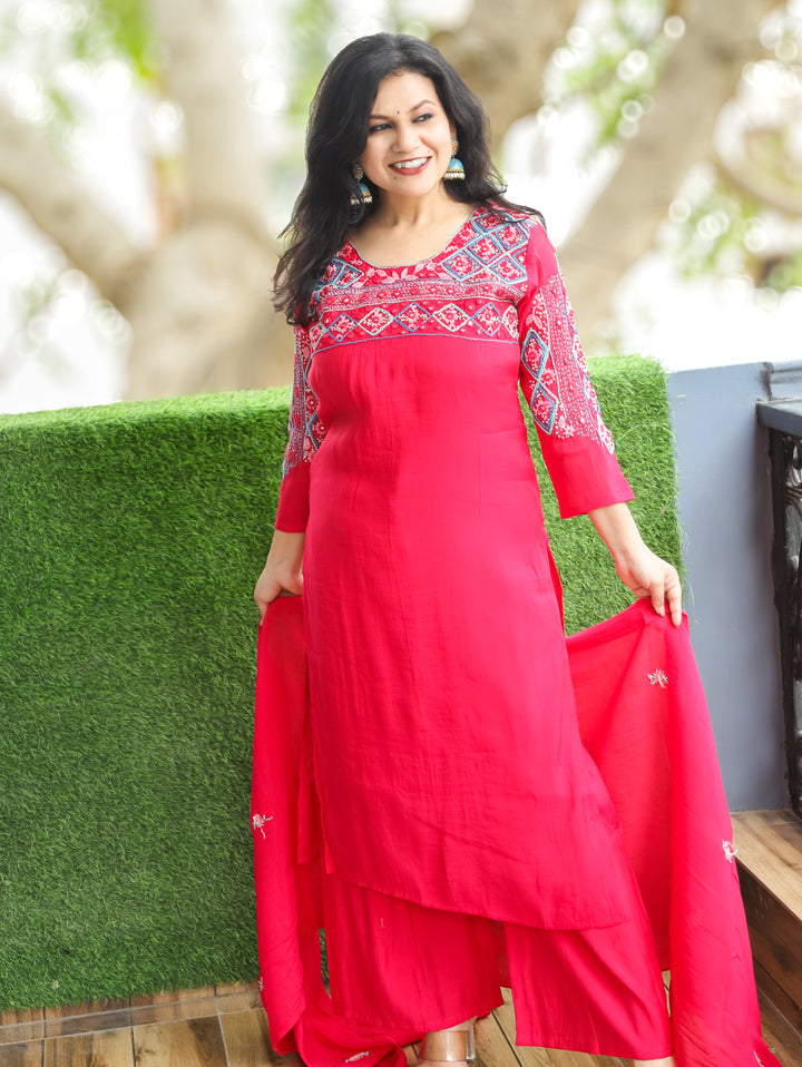 Bhanushi Gulabi Bengal Hand Embroidery 3 Piece Set
