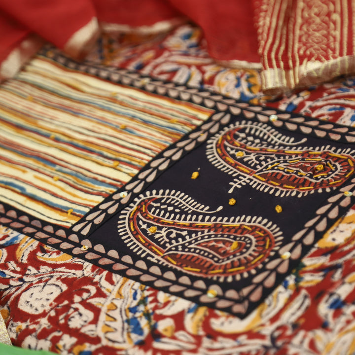 Bloom Cherry Red Paisley Print Yoke Kalamkari Printed Cotton Set