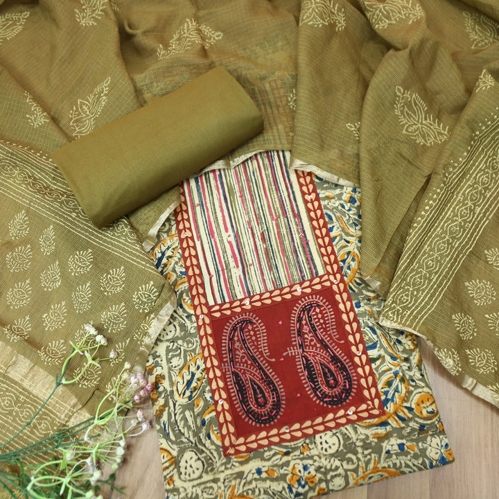 Bloom Olive Green Paisley Print Yoke Kalamkari Printed Cotton Set