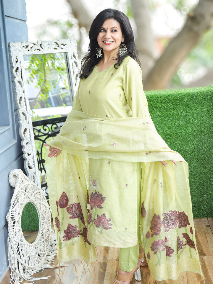Flora Mint Green Pichwai Jamdani 3 Piece Set