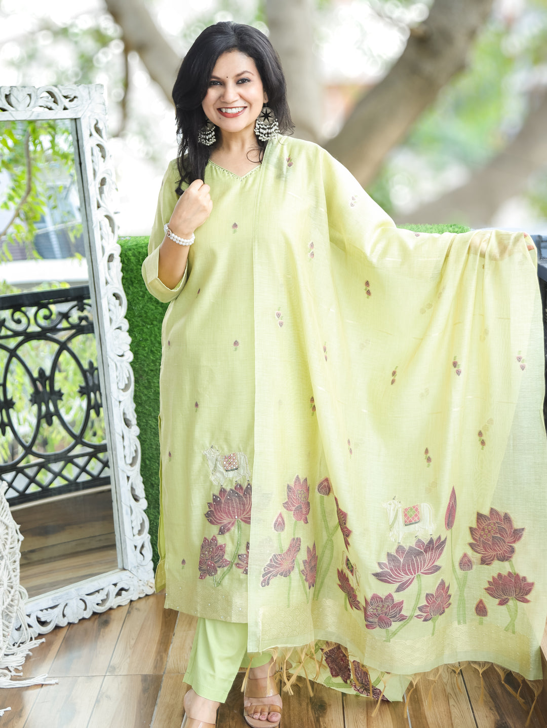 Flora Mint Green Pichwai Jamdani 3 Piece Set