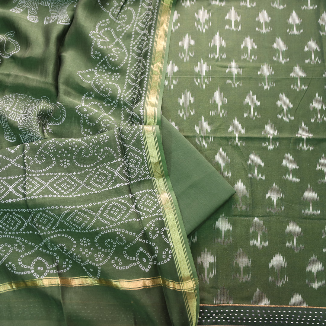 Vandana Pine Green All Over Ikkat Inspired Printed Handloom Cotton Set