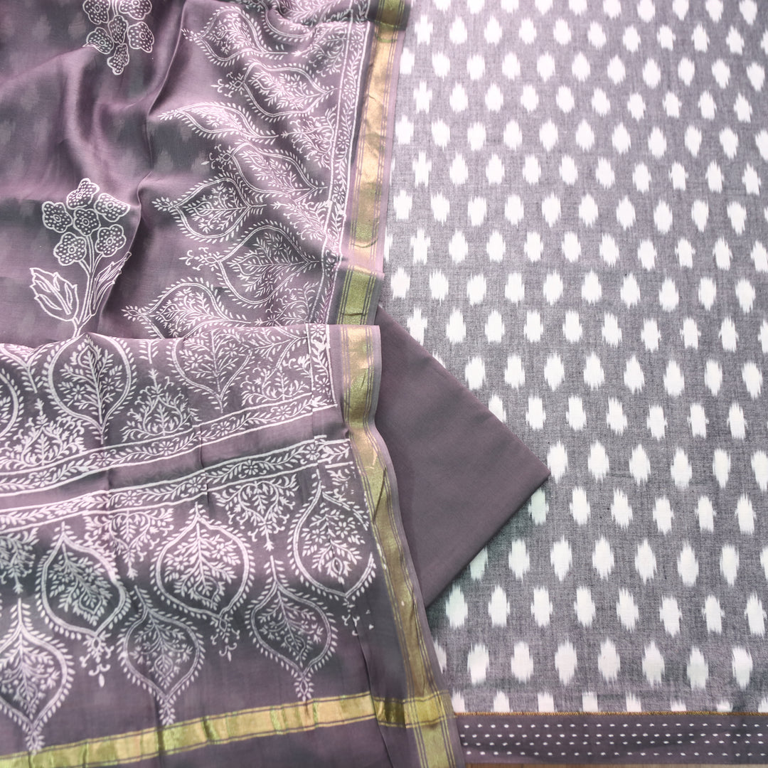 Vandana Fossil Grey All Over Ikkat Inspired Printed Handloom Cotton Set