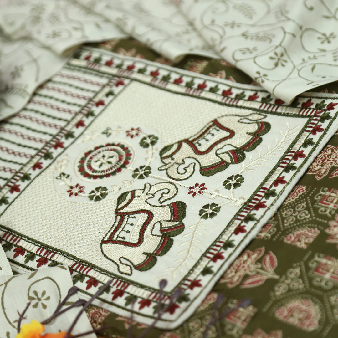 Yalin Green Embroidered Kutch Fusion Yoke Ajrak Cotton Set