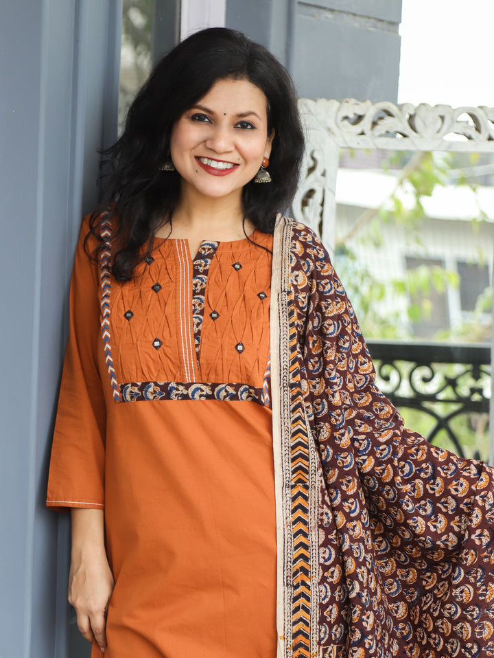 Jessica Rust Orange Pintuck Cotton 3 Piece Set