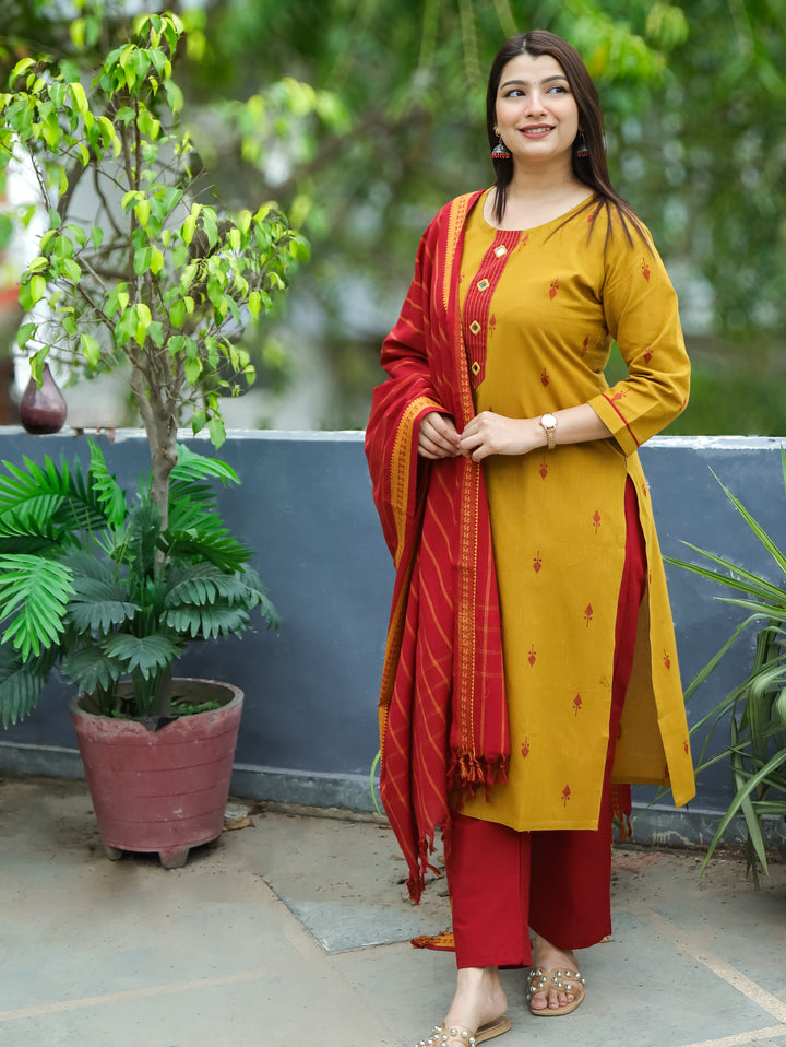 Gracy Turmeric Yellow Mirror South Cotton 3 Piece Set