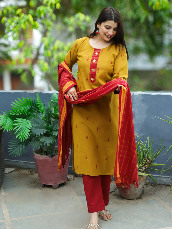 Gracy Turmeric Yellow Mirror South Cotton 3 Piece Set