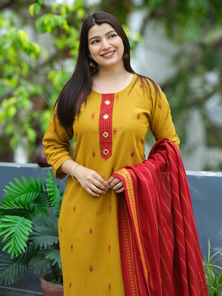 Gracy Turmeric Yellow Mirror South Cotton 3 Piece Set