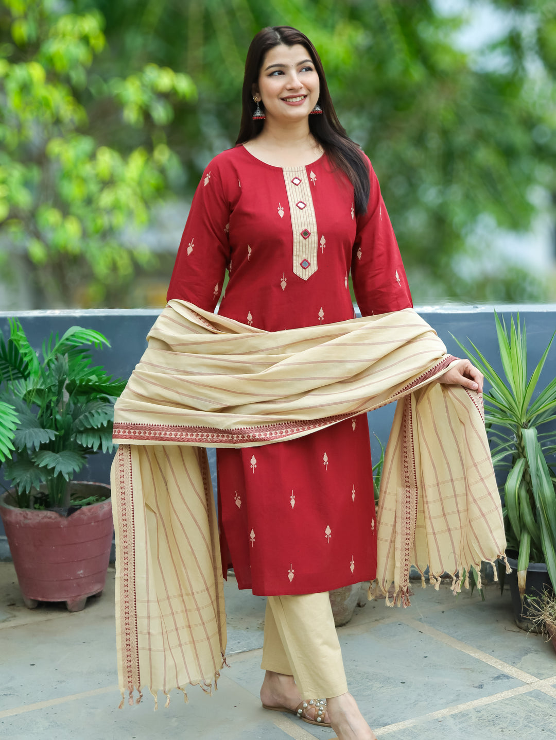 Gracy Cranberry Red Mirror South Cotton 3 Piece Set