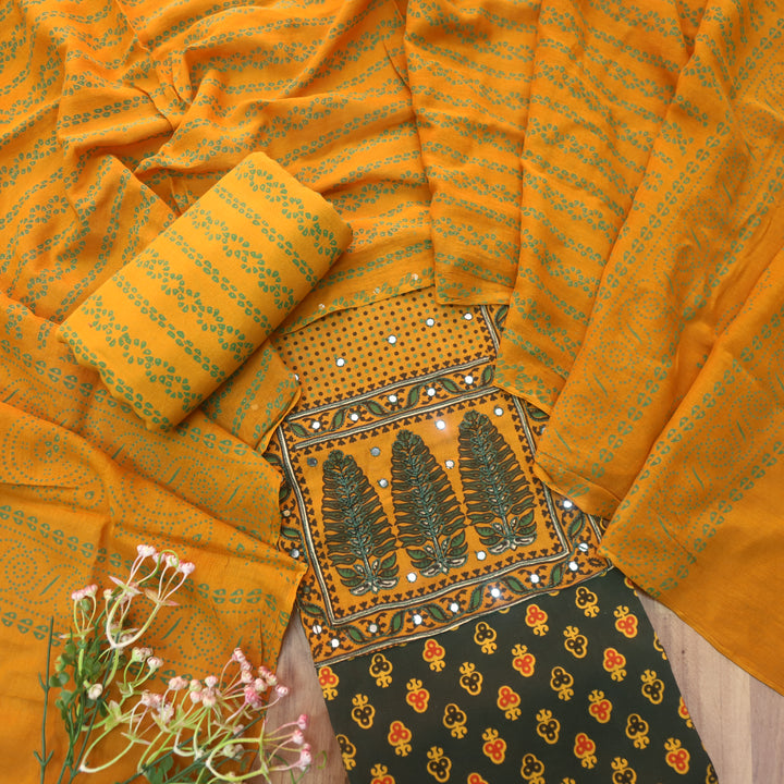 Sajjni Forest Green Patra Neck with Patch Ajrak Print Cotton Suit Set