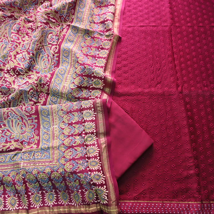 Rurvi Burgundy Wine All Over Thread Work Cotton Set