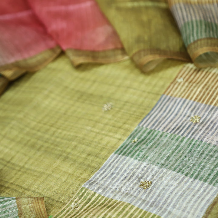 Saarthi Leaf Green Sprial Work Detailing Monga Silk Set
