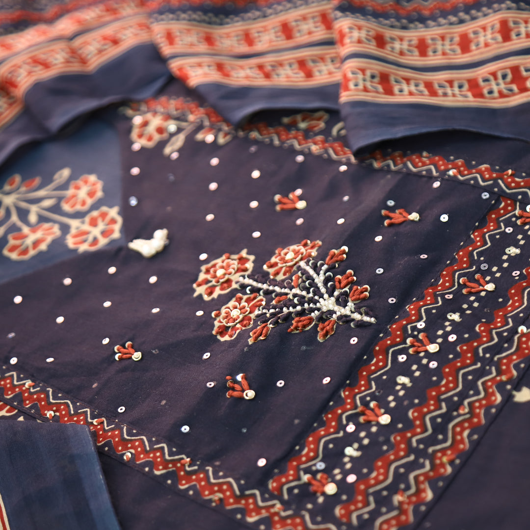 Raina Navy Blue French Knot Yoke Floral Printed Cotton Set