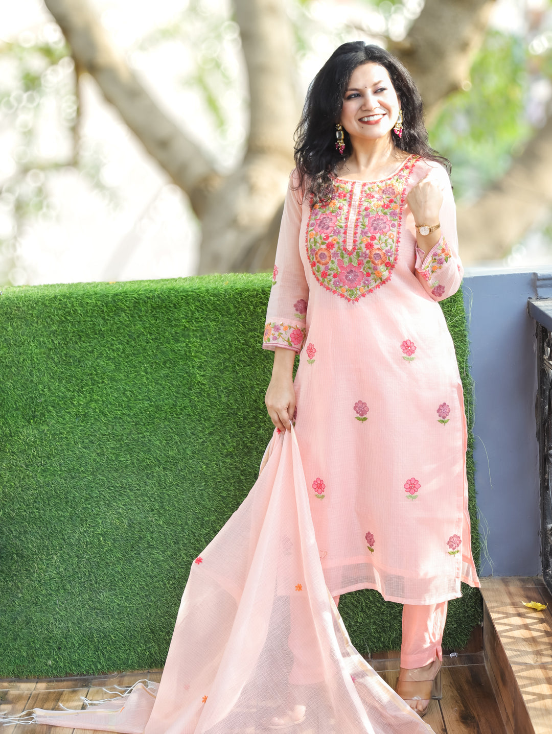 Jane Peach Kolkata Hand Embroidery Kota Doriya Set