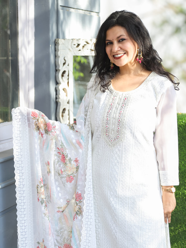Hans Safed Embellished Georgette 3 Piece Set
