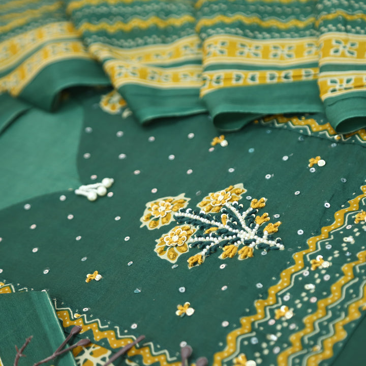 Raina Emerald Green French Knot Yoke Floral Printed Cotton Set