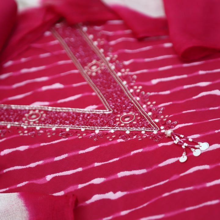 Sunheri Bubblegum Pink V Embellished Neck Leheriya Print Cotton Set