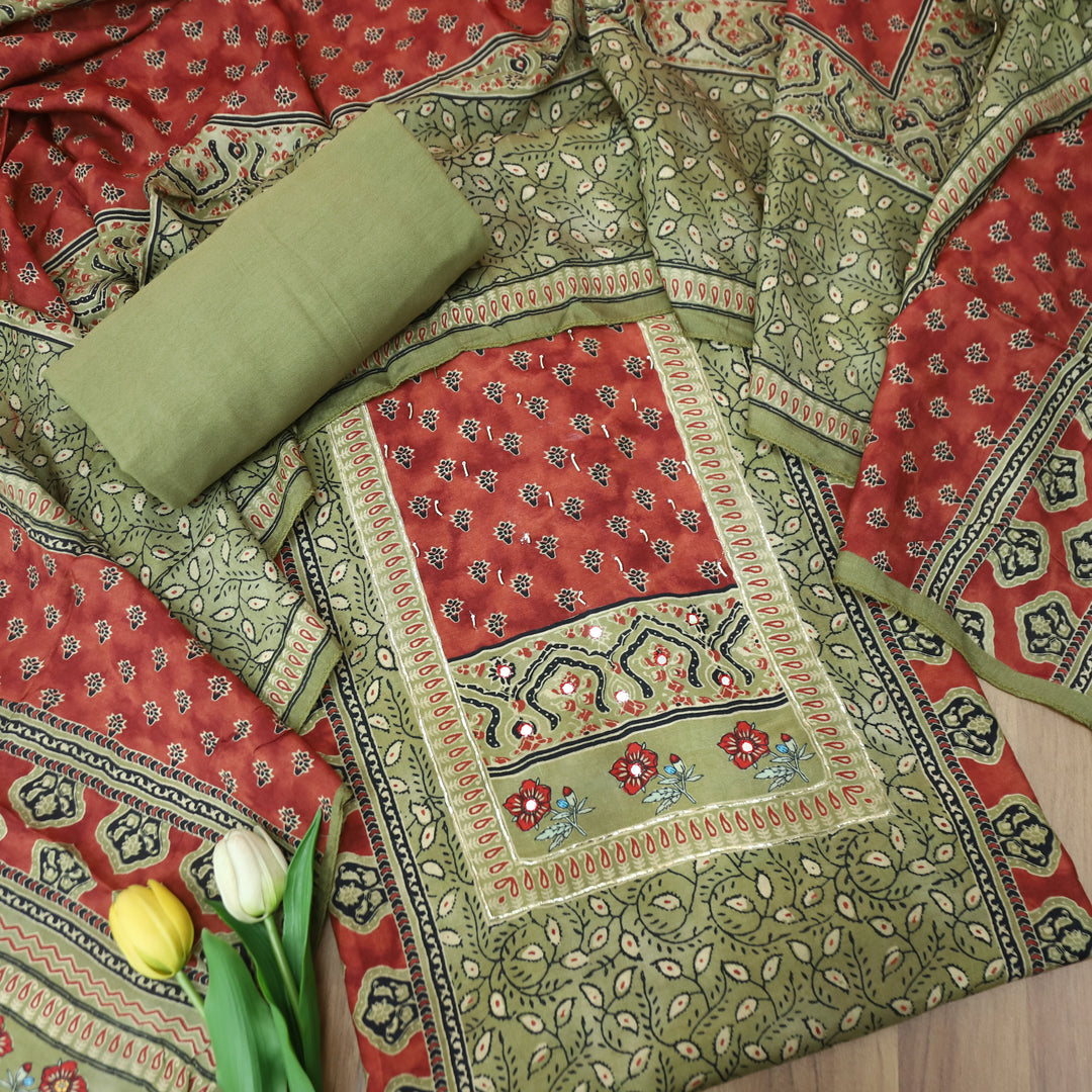Newari Fern Green Patra Work in Panel Ajrak Printed Muslin Set