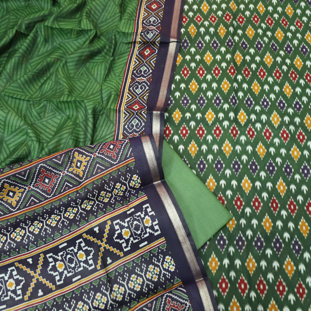 Rua Sacramento Green All Over Patola Shadow Printed Work Muslin Silk Set