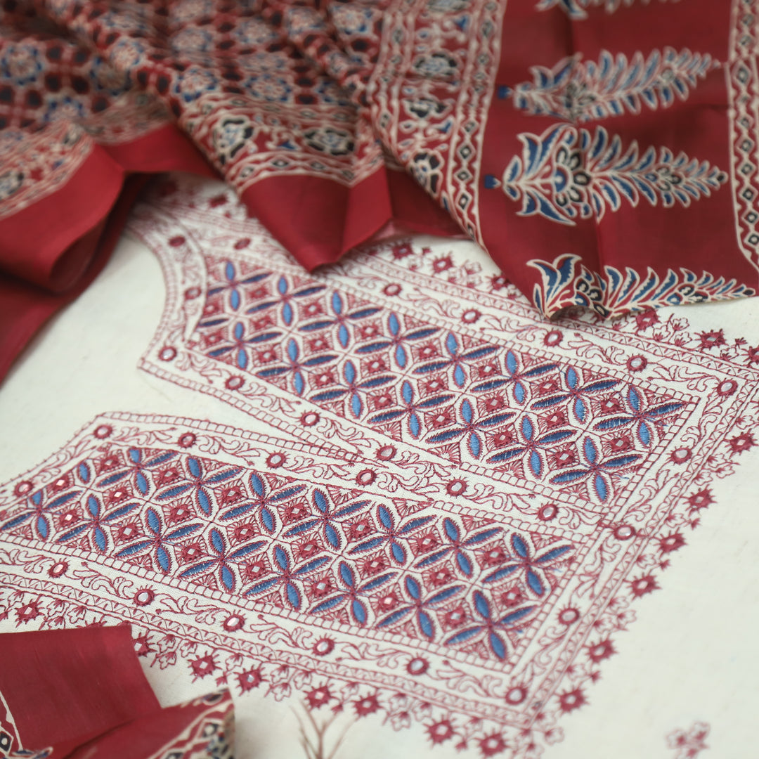 Nazariya Shell White with Red Thread Embroidery With Patra Cotton Suit Set