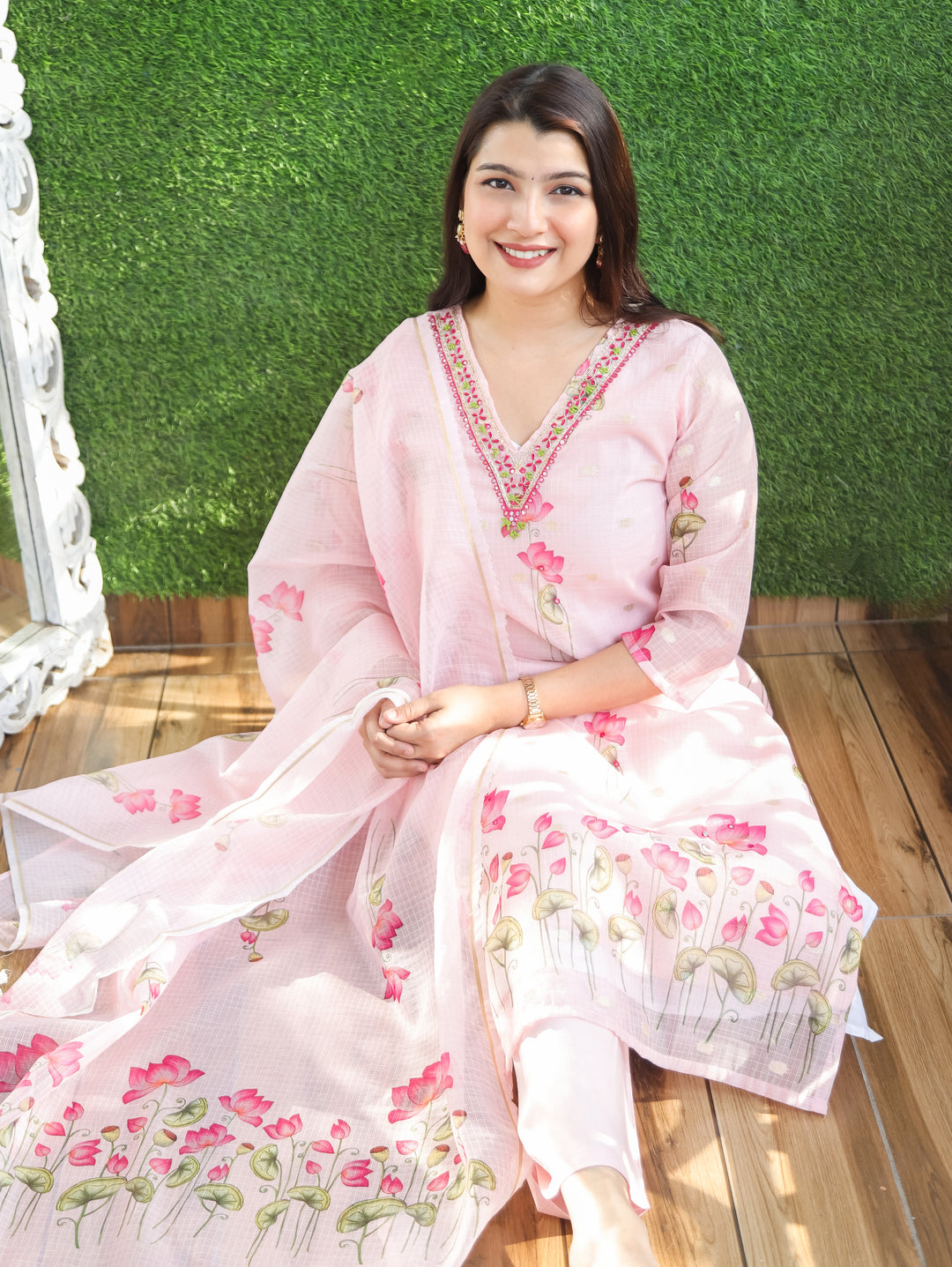 Jhanvi Pink Pichwai Print Kota Doriya 3 Piece Set