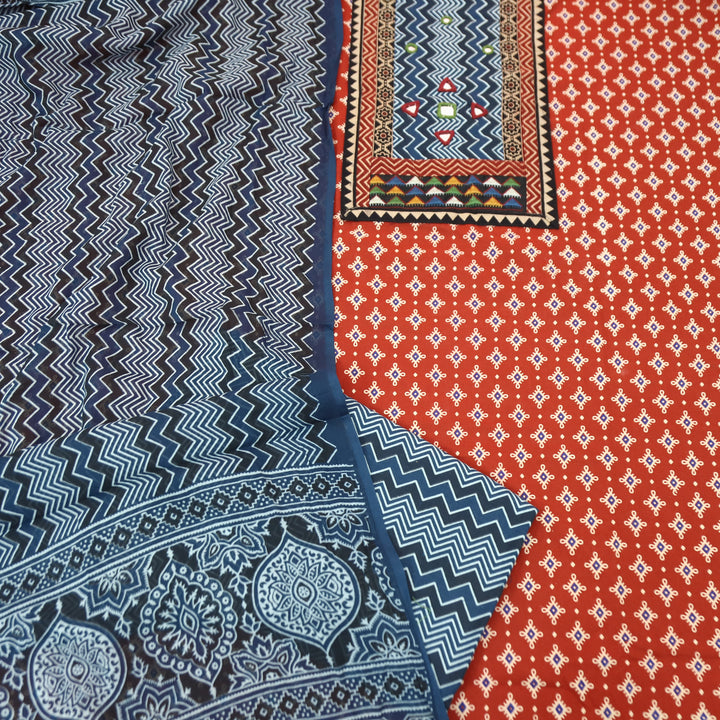 Vaniya Cheery Red Zig-Zag Print Mirror Yoke Ajrakh Print Cotton Set