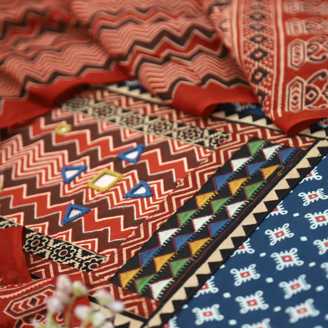 Vaniya Denim Blue Zig-Zag Print Mirror Yoke Ajrakh Print Cotton Set