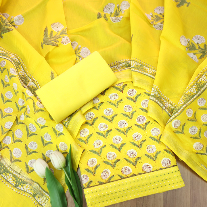 Rurvi Bumblebee Yellow Floral Block Printed Schiffli Cotton Set