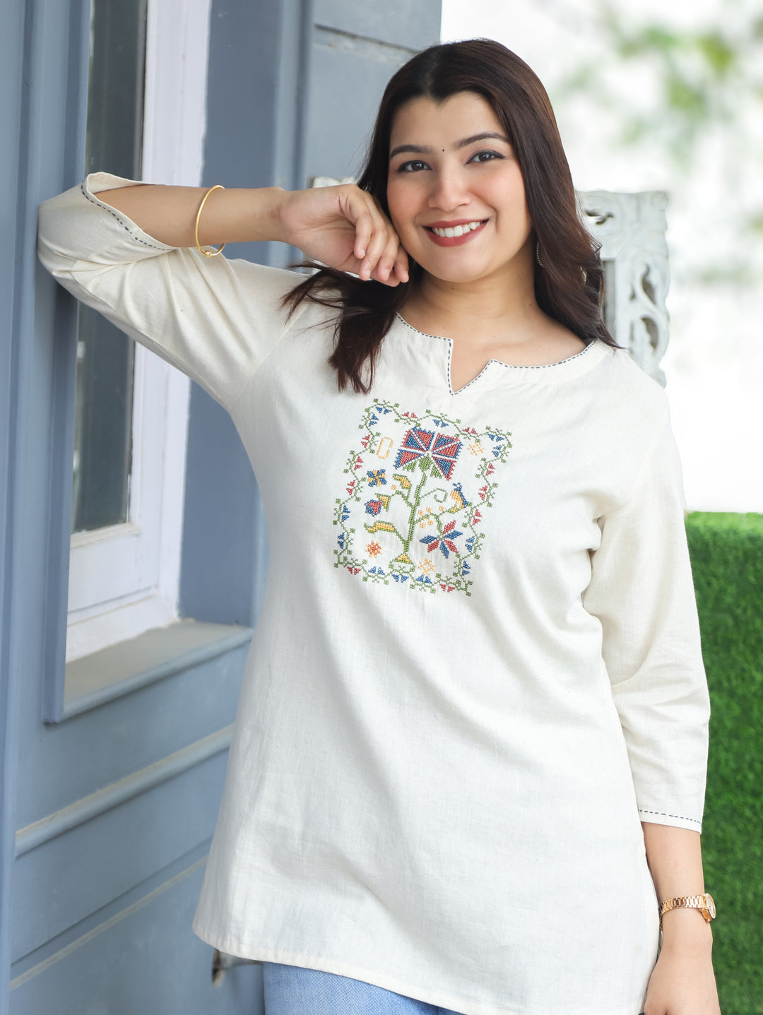 Eiva Shell White Short Kurti