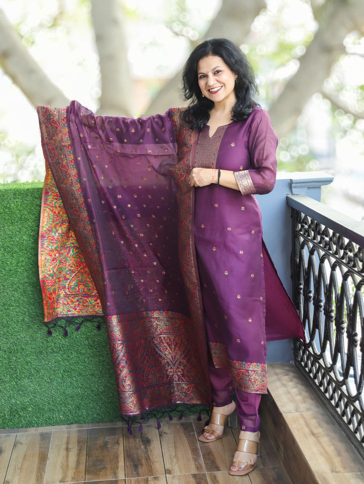 Saheli Wine Purple Round Neck in Jamdani Kashmiri Inspired Chanderi 3 Piece Set