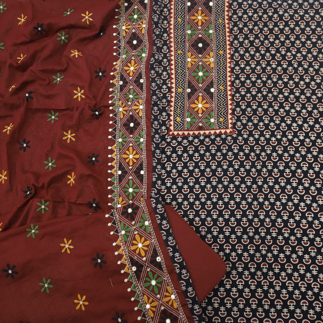 Khairiyat Oil Black Kutch Work Cotton Top With Cotton Dupatta