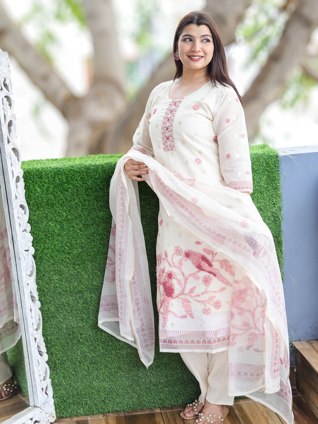 Sofia Off-White Mauve Bird Kota Doriya 3 Piece Set