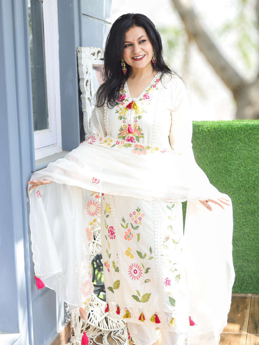 Bella White Mul Cotton 3 Piece Set