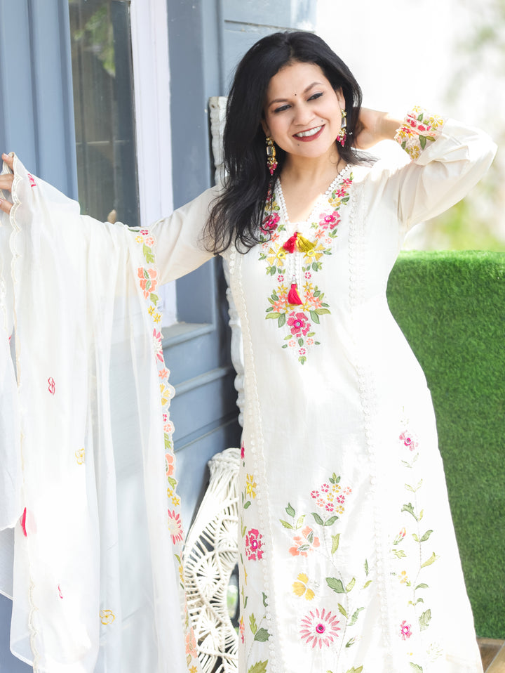 Bella White Mul Cotton 3 Piece Set