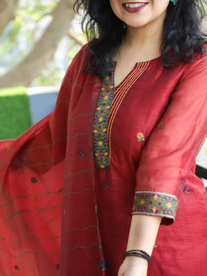 Subhadra Berry Red Collar Running Thread Pichwai Jamdani Chanderi 3 Piece Set