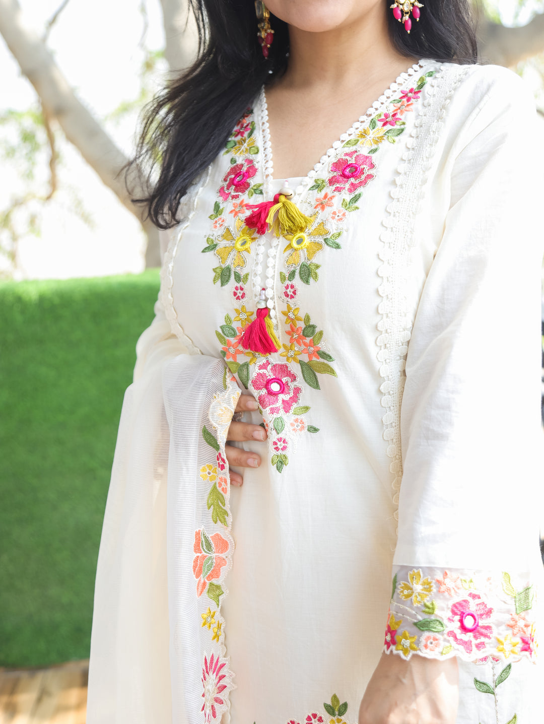 Bella White Mul Cotton 3 Piece Set