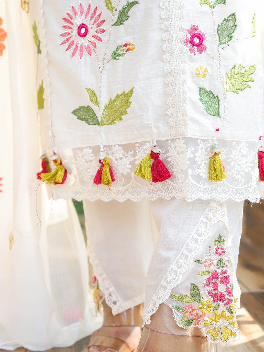 Bella White Mul Cotton 3 Piece Set