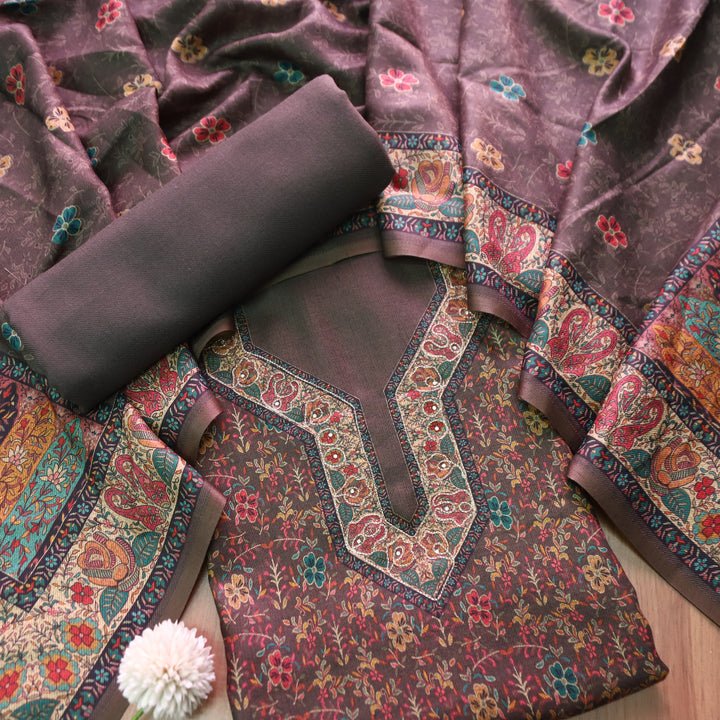 काफिराना Shadow Black Floral Print with Chain Style Zari Semi Pashmina Winter Set