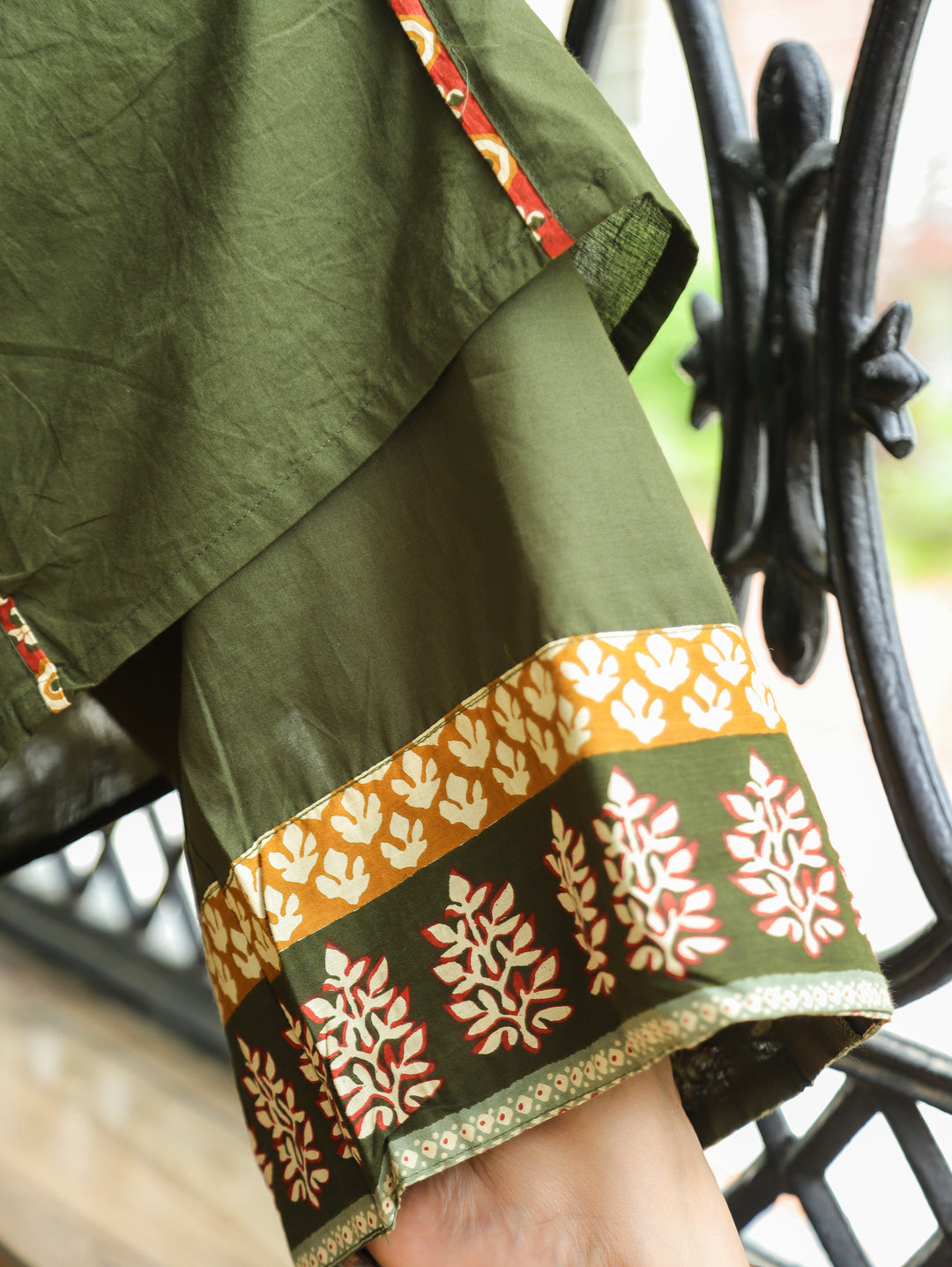 Rakshi Green V Neck Panel Style Cotton 3 Piece Set