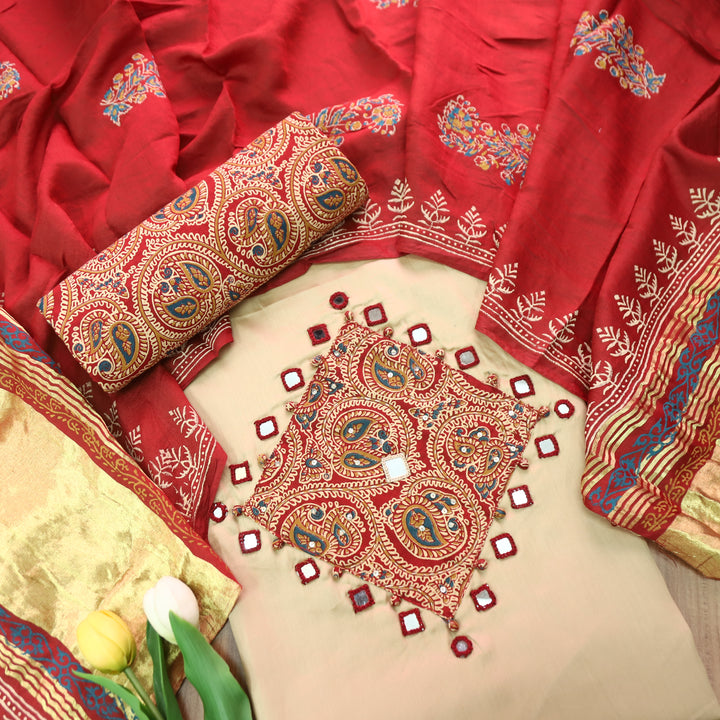 Nigahein Cream Beige Mirror Work Applique Kalamkari Print Patch Jam Cotton Set