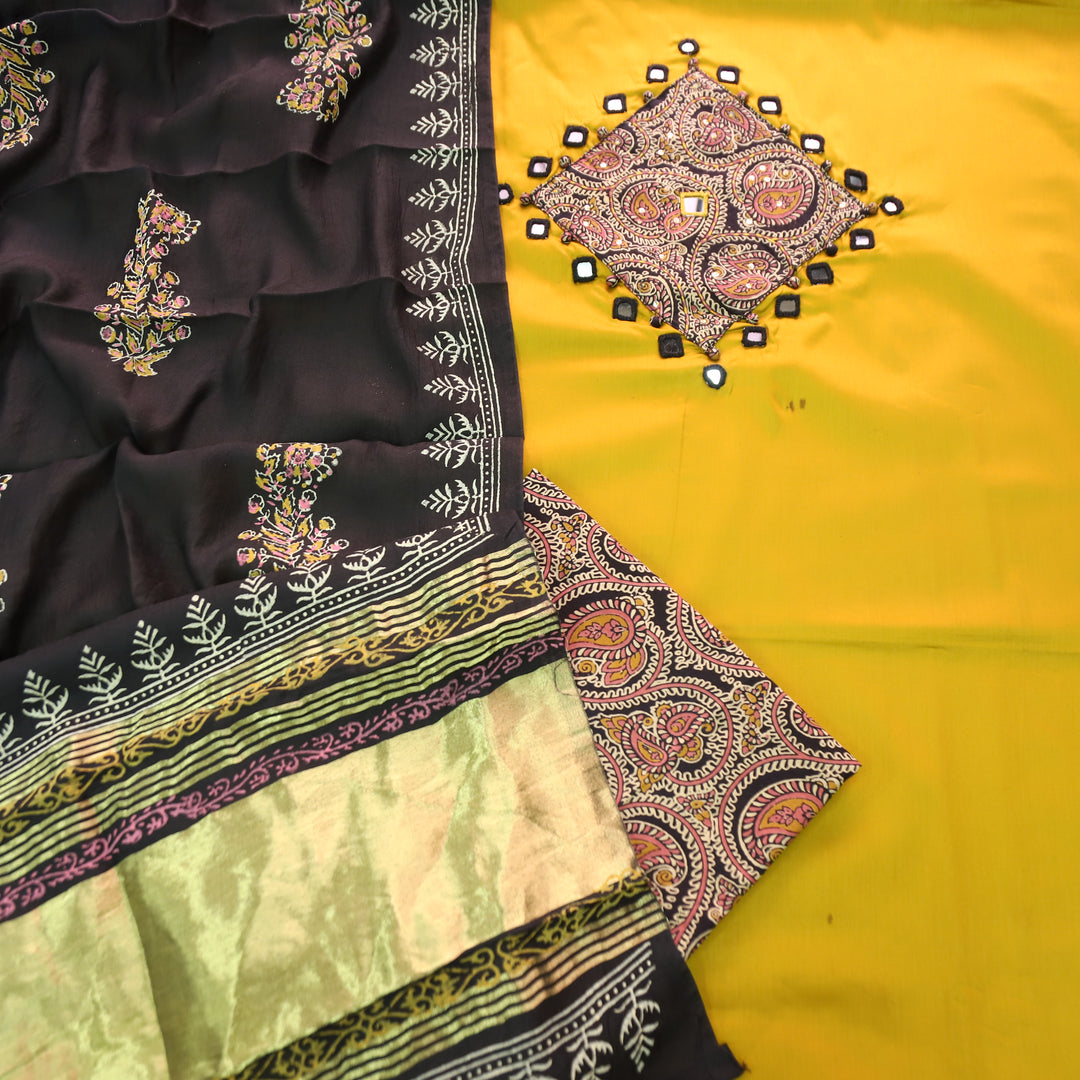 Nigahein Beetle Yellow Mirror Work Applique Kalamkari Print Patch Jam Cotton Set