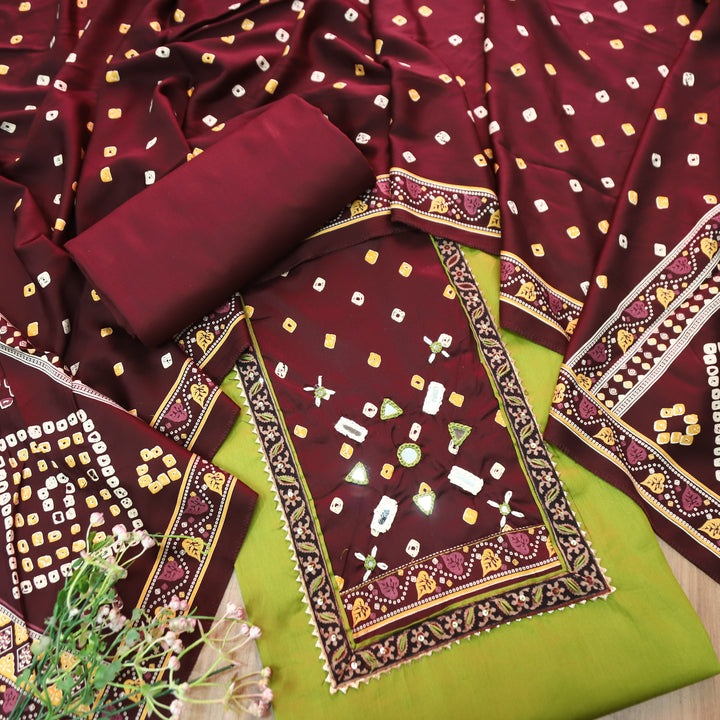 Nigahein Grass Green Mirror Work Neck Mashru Patch Glazed Cotton Suit Set