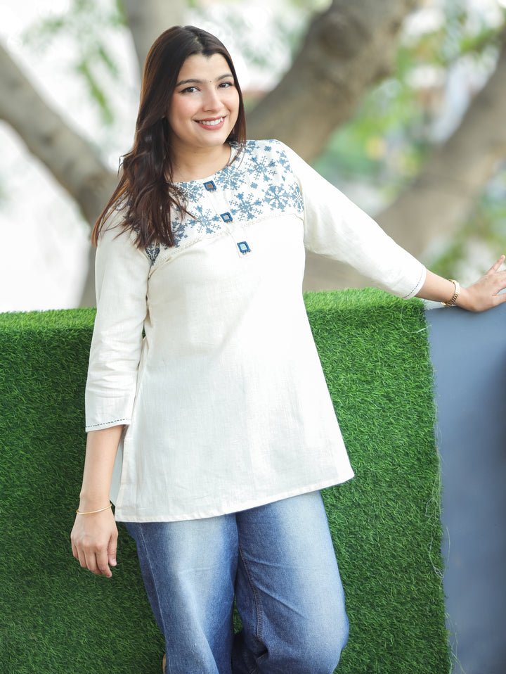 Ella Shell White Short Kurti