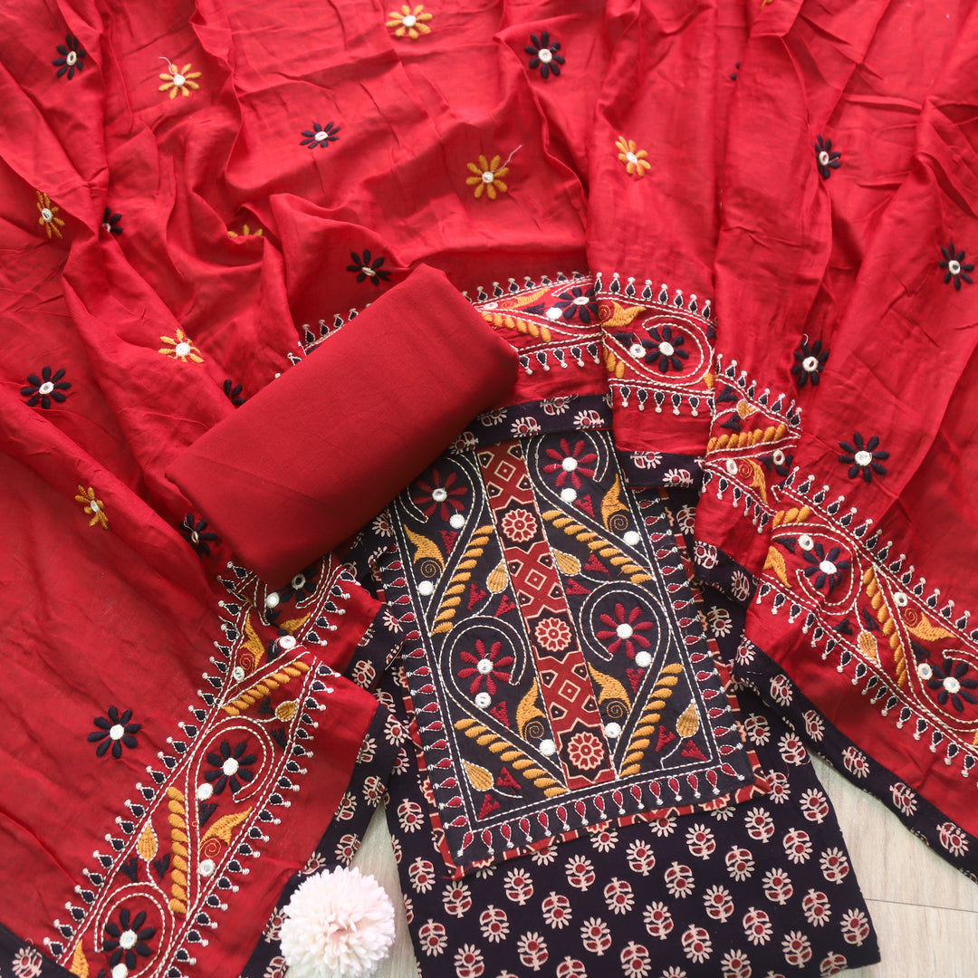 Khairiyat Raven Black Kutch Patch Work Cotton Top With Cotton Dupatta Set