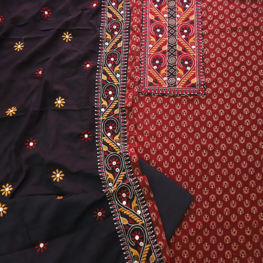 Khairiyat Cherry Red Kutch Patch Work Cotton Top With Cotton Dupatta Set