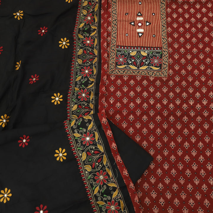 Khairiyat Blood Red Kutch Neck Work with Mirror Cotton Suit Set