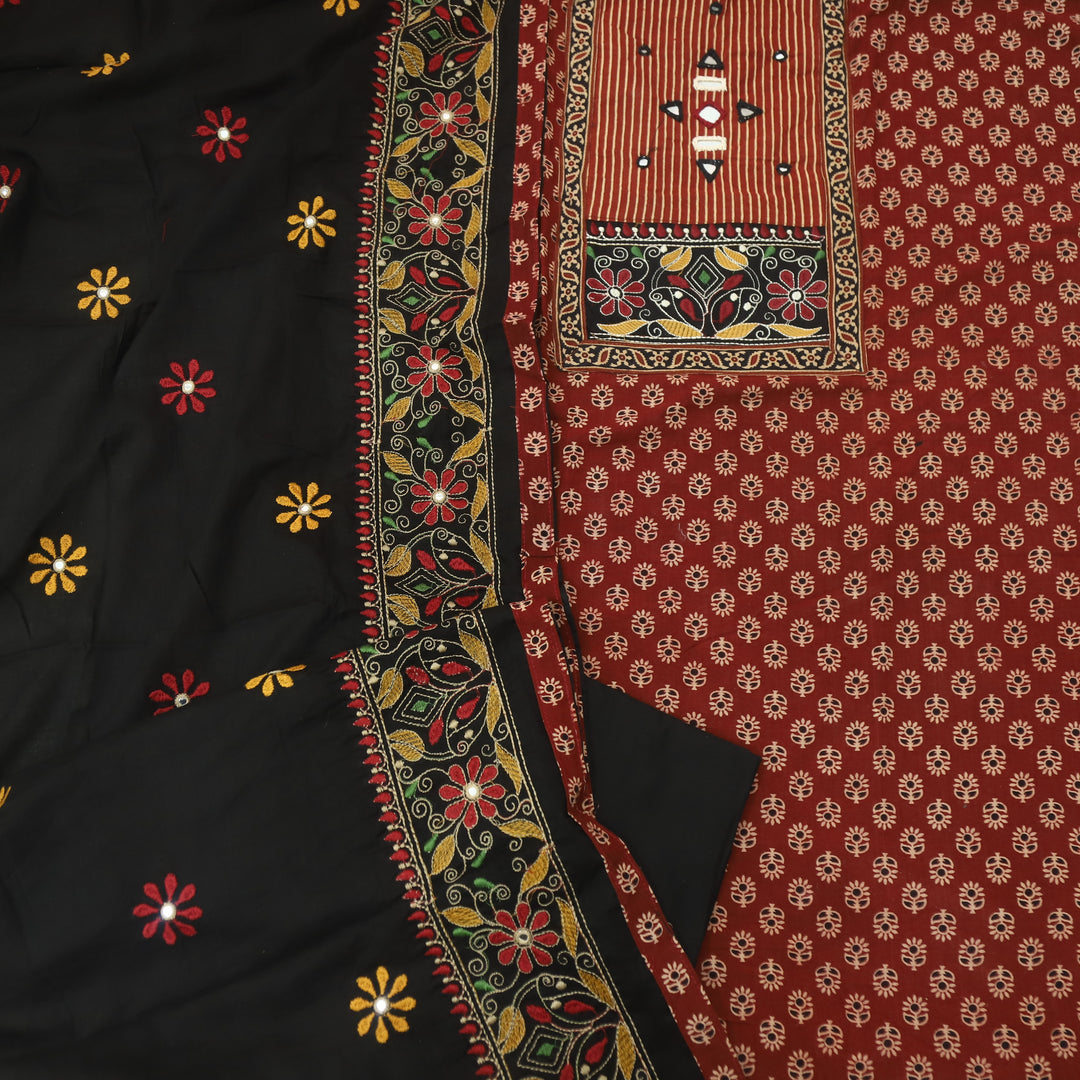 Kudmayi Cherry Maroon Mirror Work In Kutch Work Cotton Suit Set