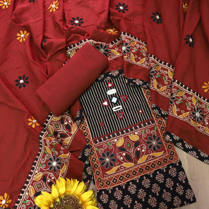 Kudmayi Ebony Black Mirror Work In Kutch Work Cotton Set